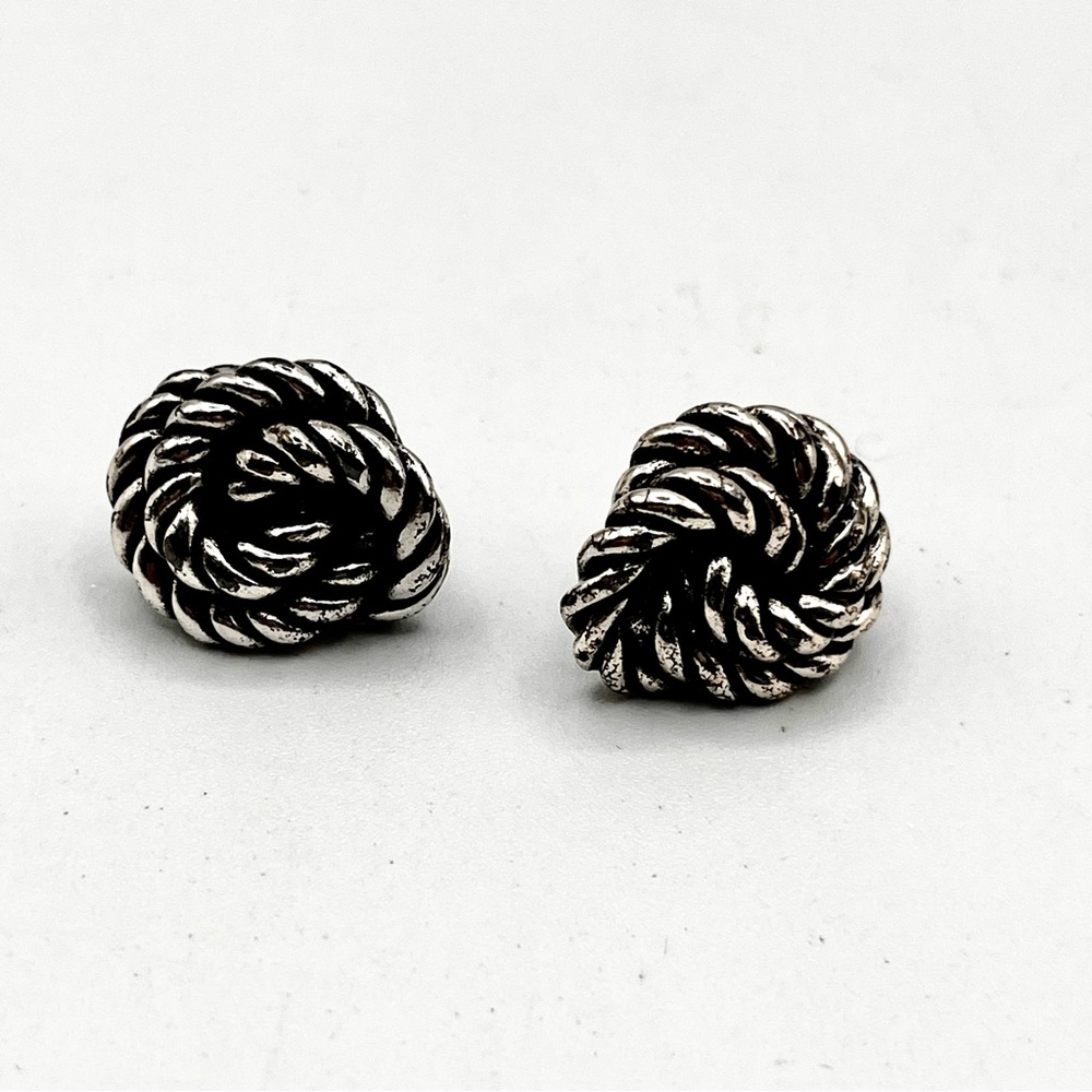 **NEW** BIMBA & LOLA SILVER BRAIDED KNOT STUD EARRINGS